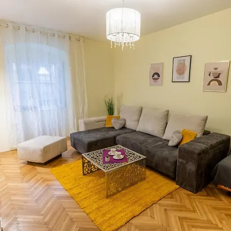 Apartman Kortil *